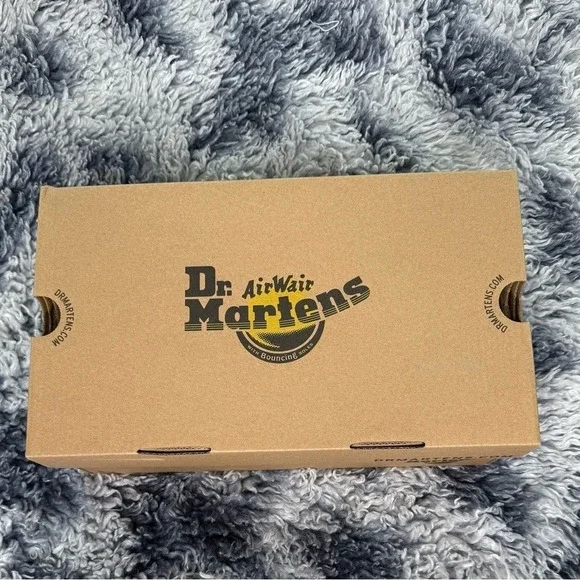 NEW! Dr. Martens Penton Loafer Black and White Two Tone Wingtip UNISEX EU 40 - Picture 5 of 6